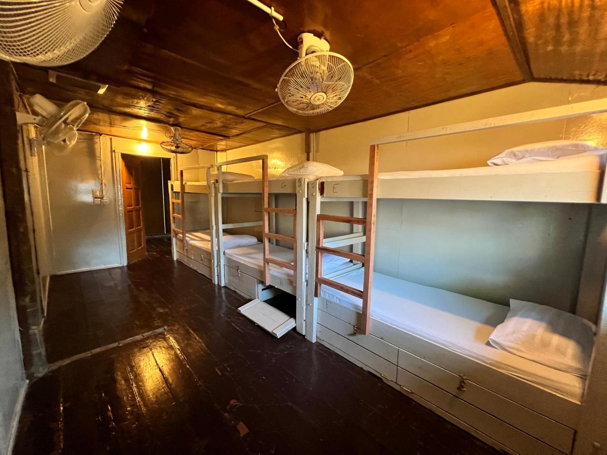 Ohlala Guesthouse Perhentian Islands Exteriör bild